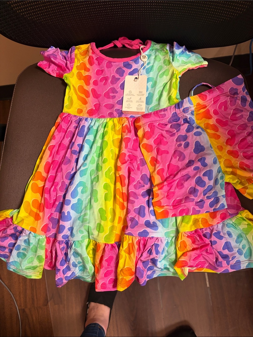 Wild Child 3T dress and short set - bums and roses